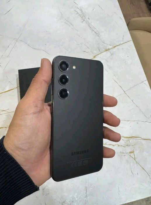 Самсунг S23 256 гб