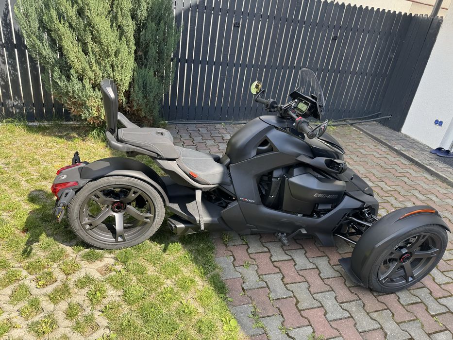 Vand Can Am Ryker garantie 3 ani, se conduce cu B