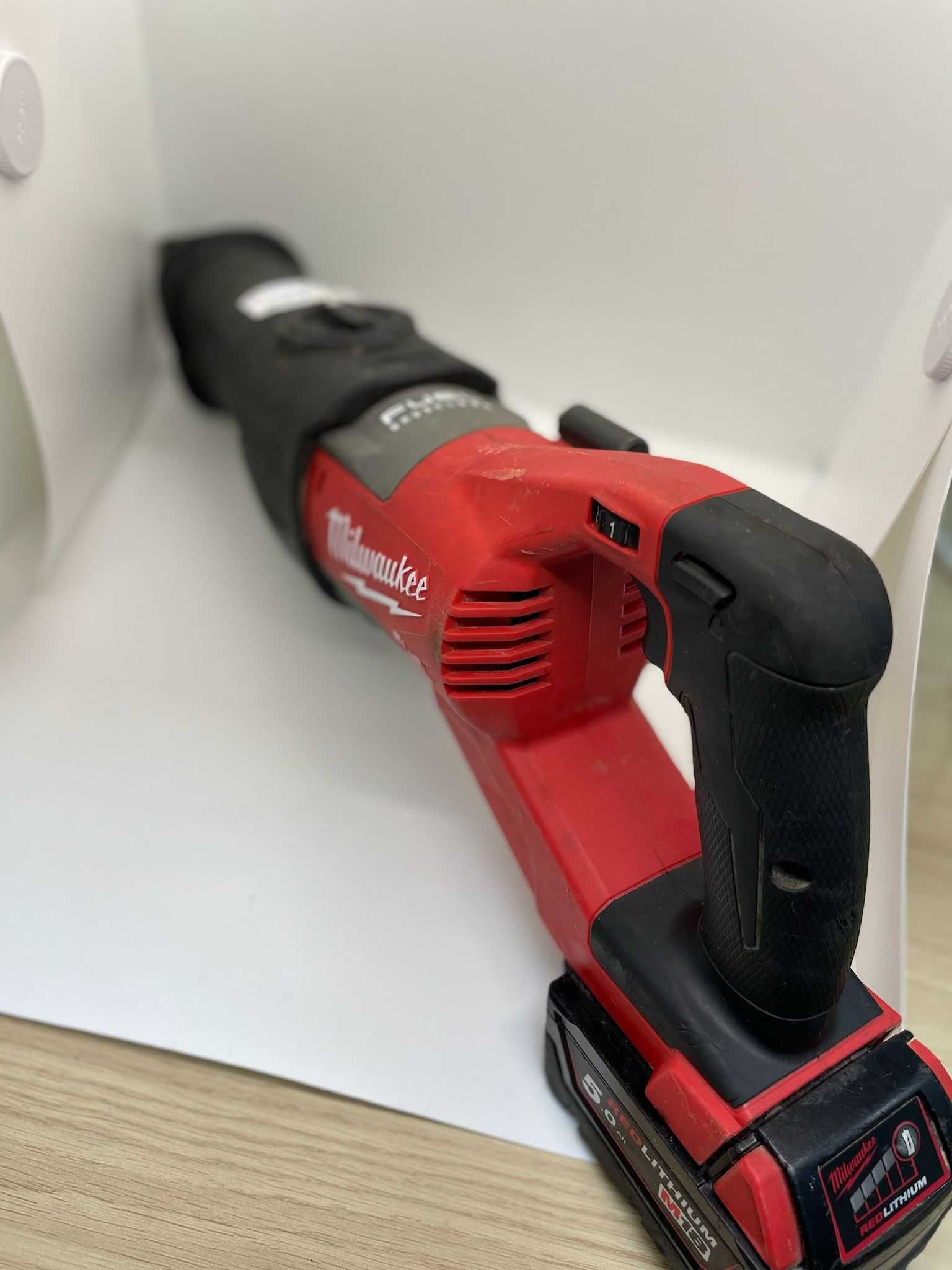 Fierastrau alternativ Milwaukee M18 FSX -P-