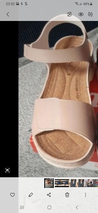 Vînd  sandale super comode 45 de RON  mai multe detali la telef sau ms