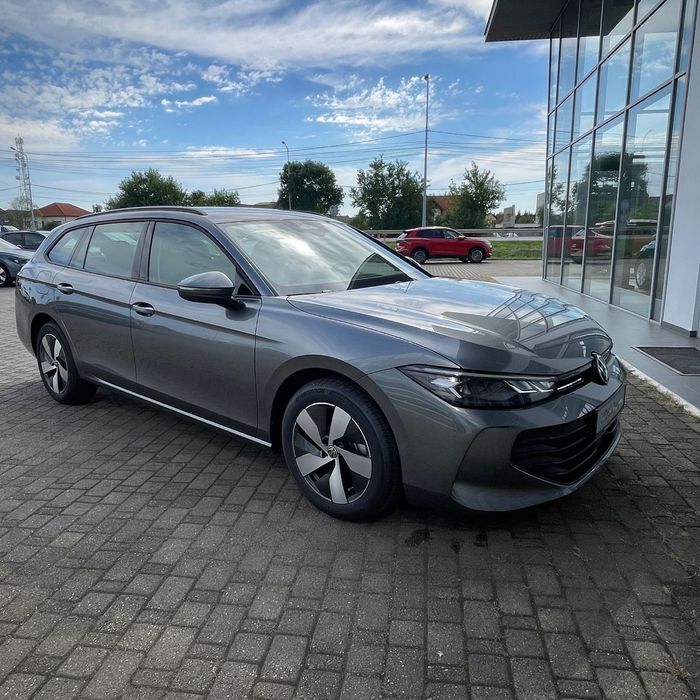 Volkswagen Passat Noul Passat Base 1.5 eTSI - 150CP Automat DSG 7