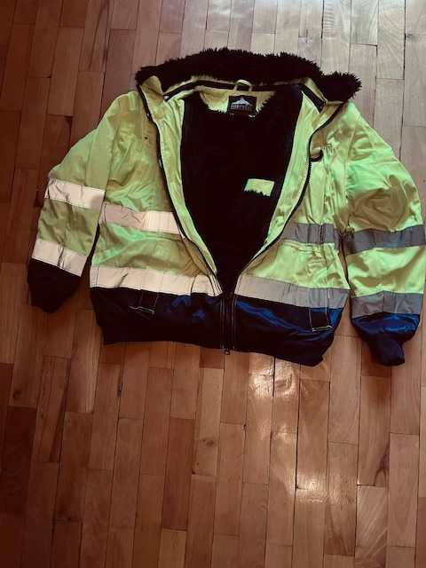 Vand salopeta +jacheta de lucru.