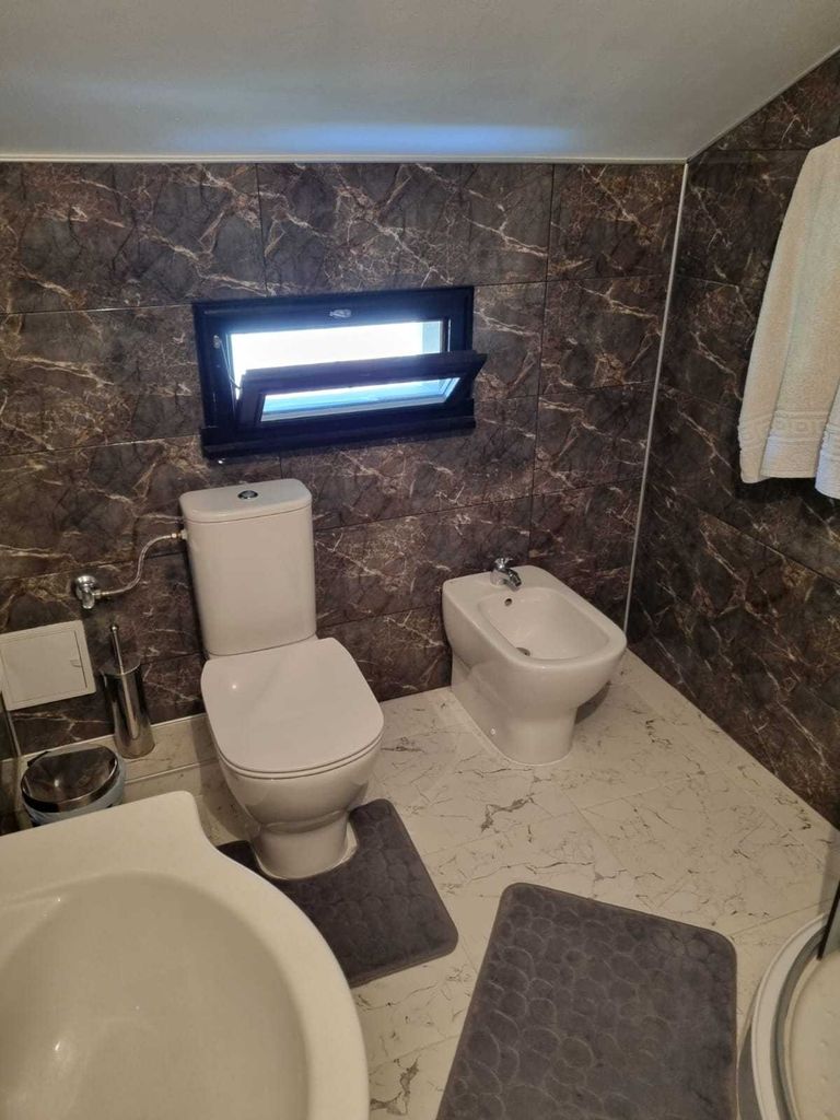 Продава се Къща в Божурище - 172 кв.м за 1338 €/кв.м - Снимка #22