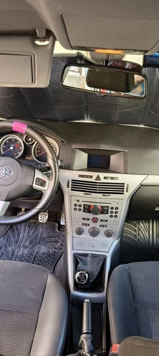 Vând Opel Astra h