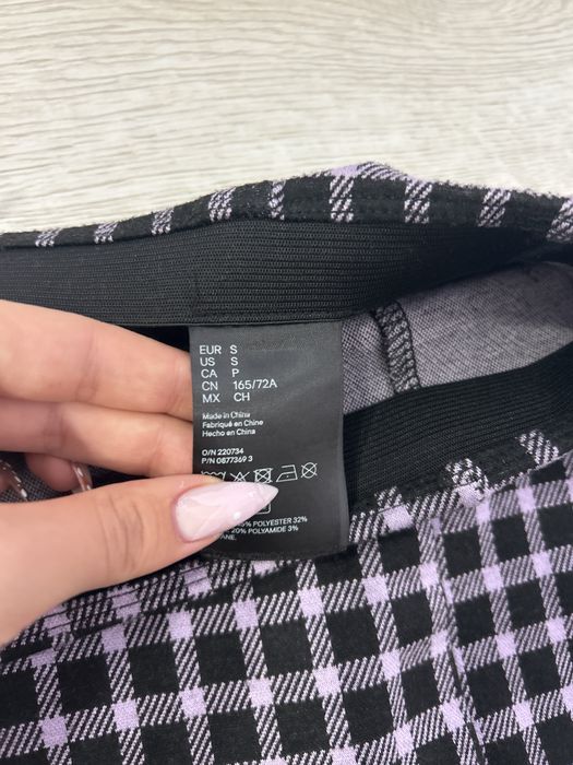 поли лилава и сива