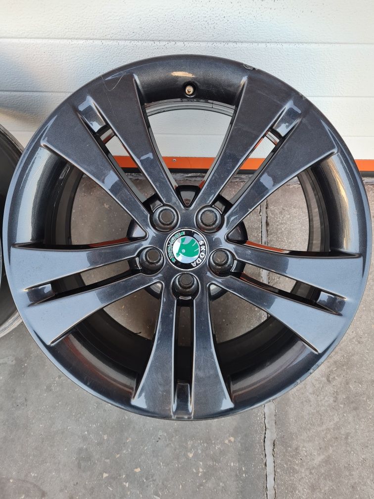 Оригинални джанти за ШКОДА SKODA VW SEAT AUDI R17 5x100 ET41 7J