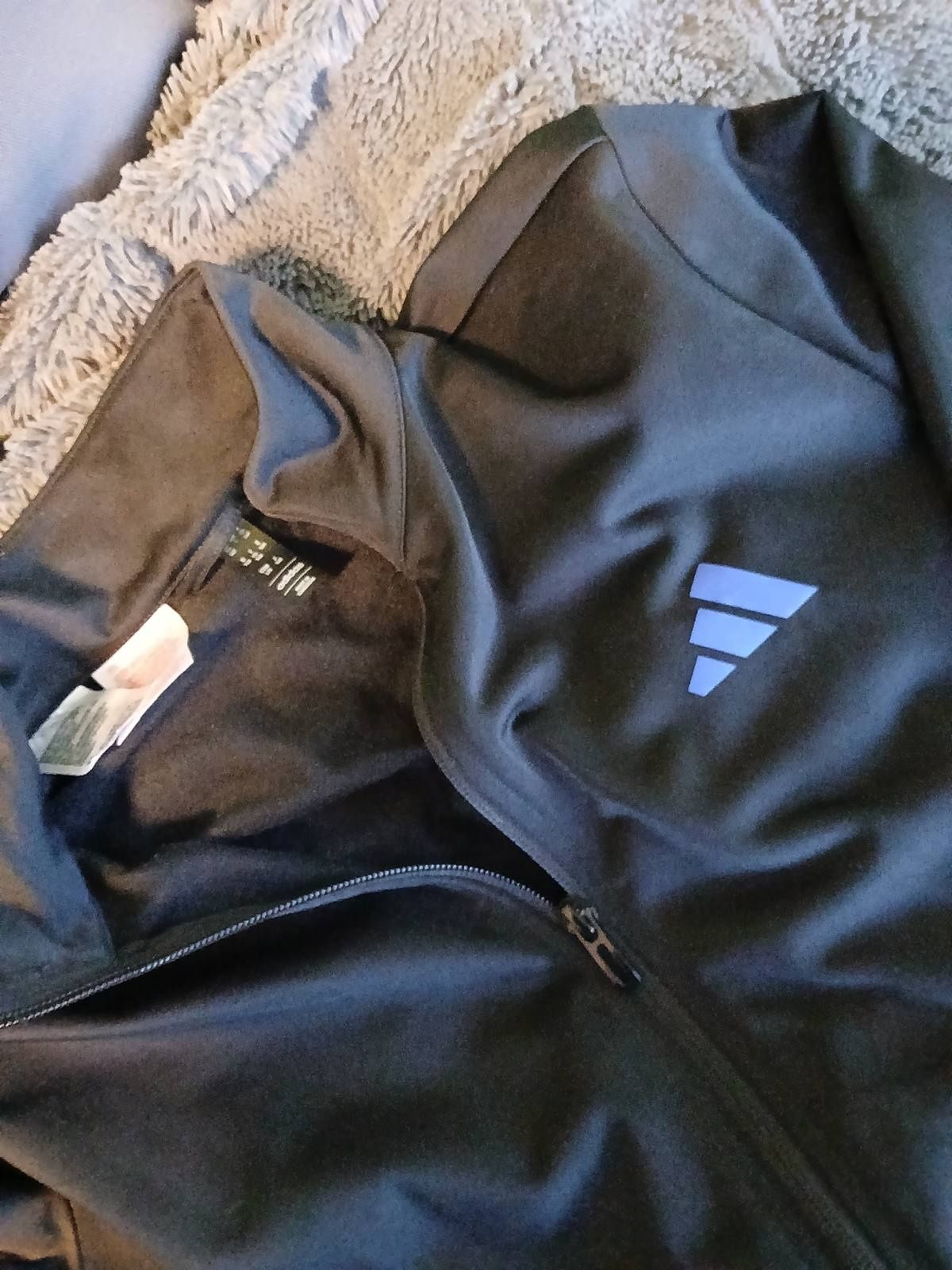 Adidas екип оригинален