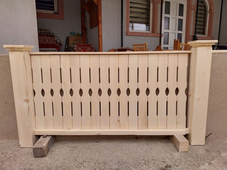 Elemente,ornamente,ptr.gard, terasă, balcon, foișor din material uscat