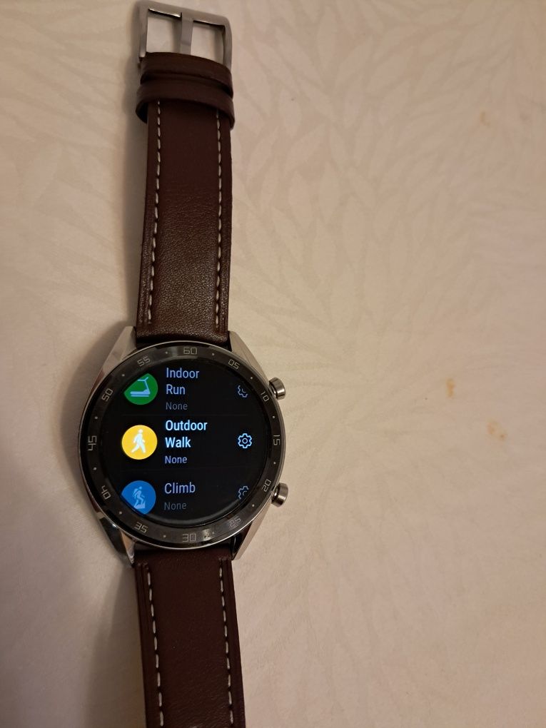 Смарт часовник Huawei watch GT1