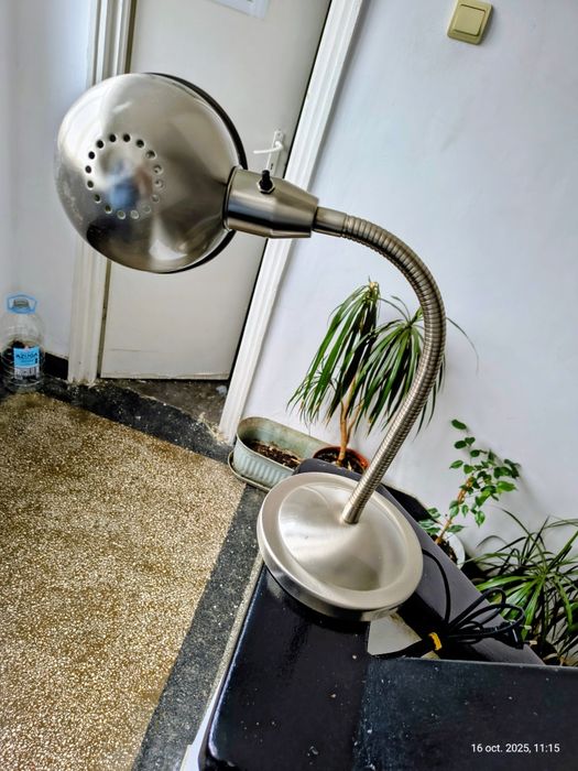 Lampă de birou flexibilă