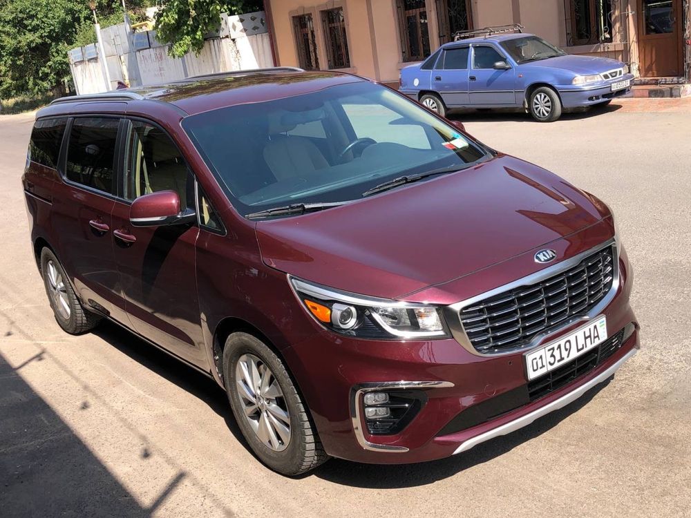 KIA SEDONA (американка)