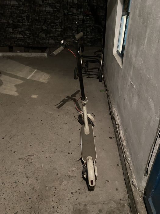 Продам электро самокат