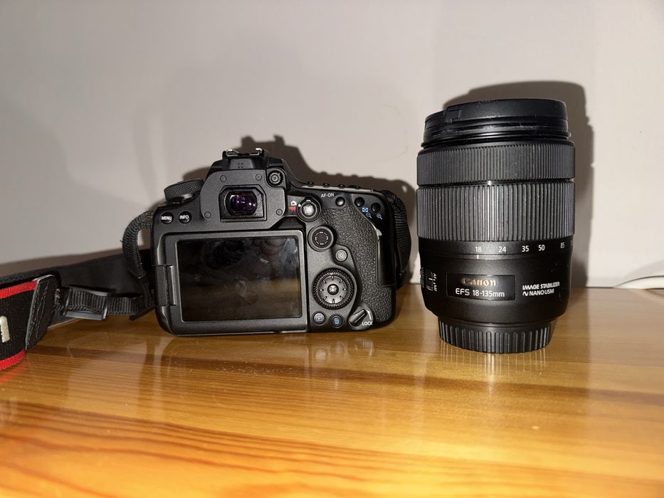 Canon 90D с 50mm 1.8 STM и 18-135mm 3,5-5,6 IS NANO STM