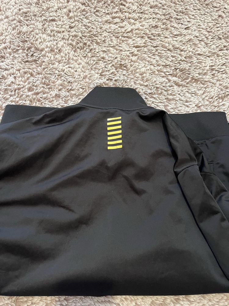 Emporio Armani EA7-оригинална мъжка горница