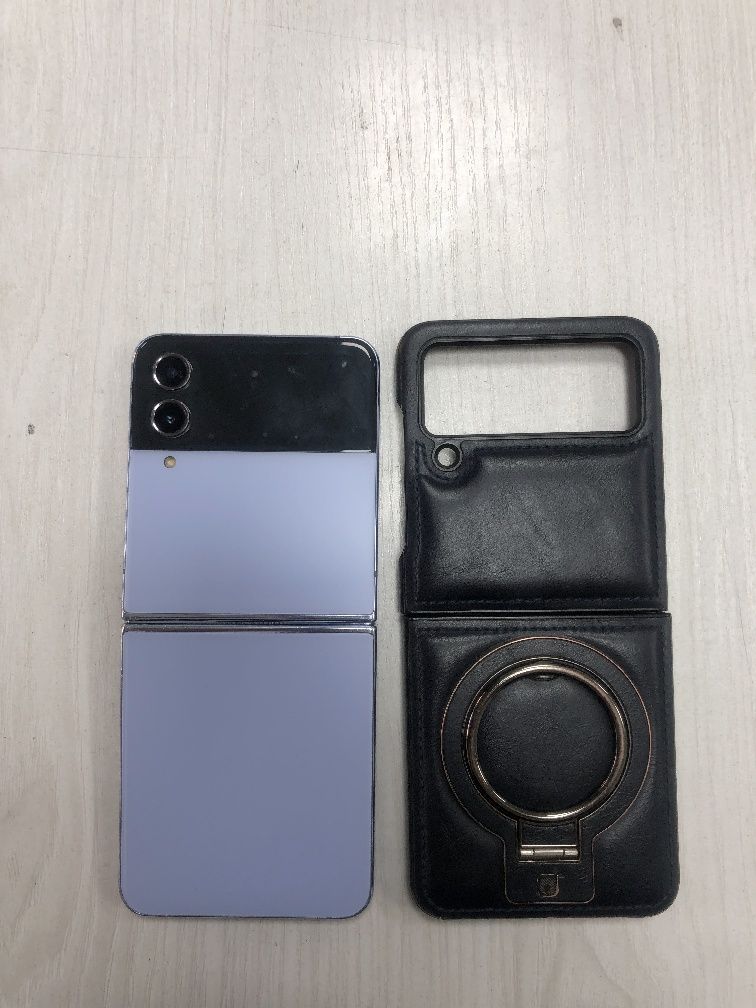 Samsung z flip 4 8/256