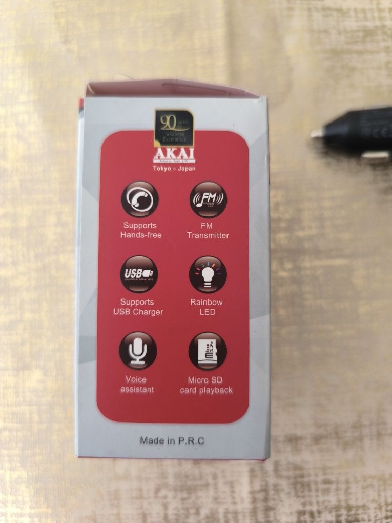 FM трансмитер AKAI FMT-52BT USB, слот за карта памет