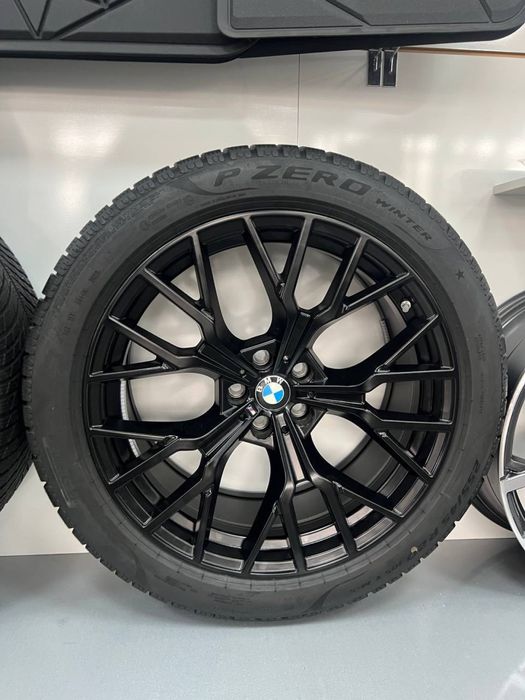 Оригинальные диски BMW с зимними шинами