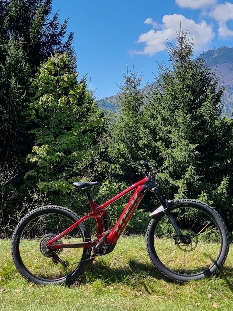 Vand bicicleta electrica   Trek
