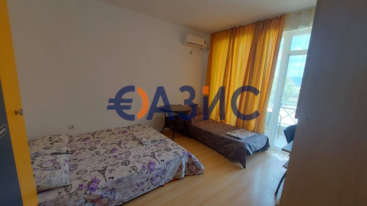 Продава се Тристаен апартамент в к.к. Слънчев бряг - 72 кв.м за 791 €/кв.м - Снимка #8
