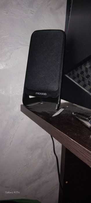 Буфер микролаб  два динамика всё работает