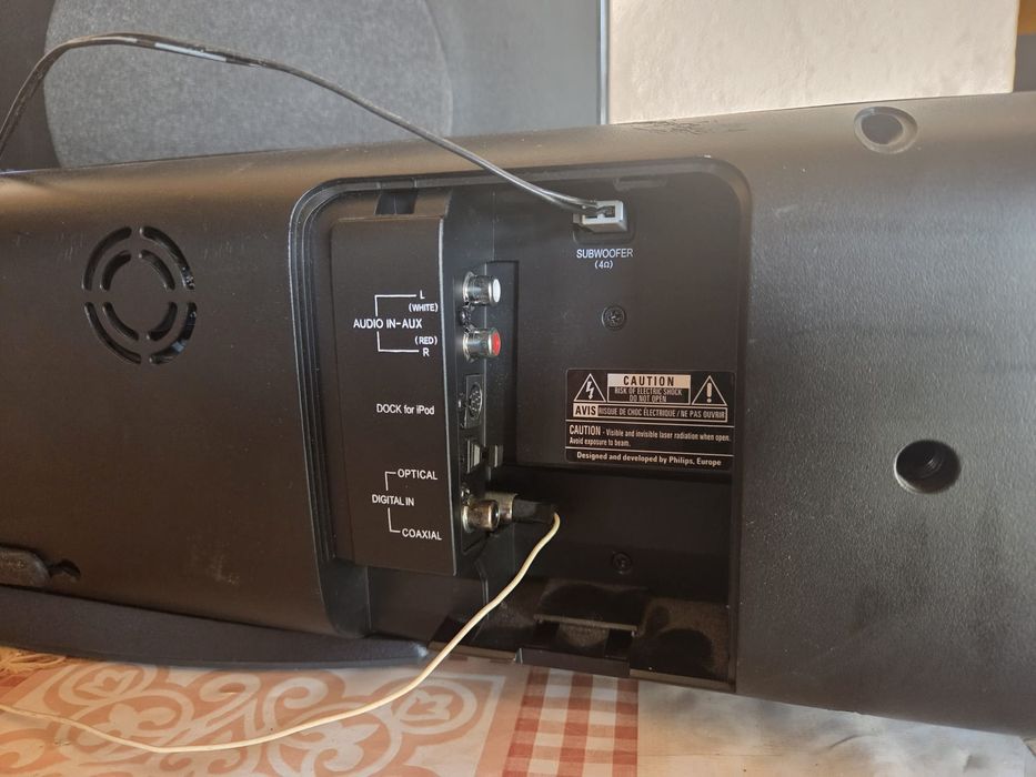 Vând soundbar PHILIPS