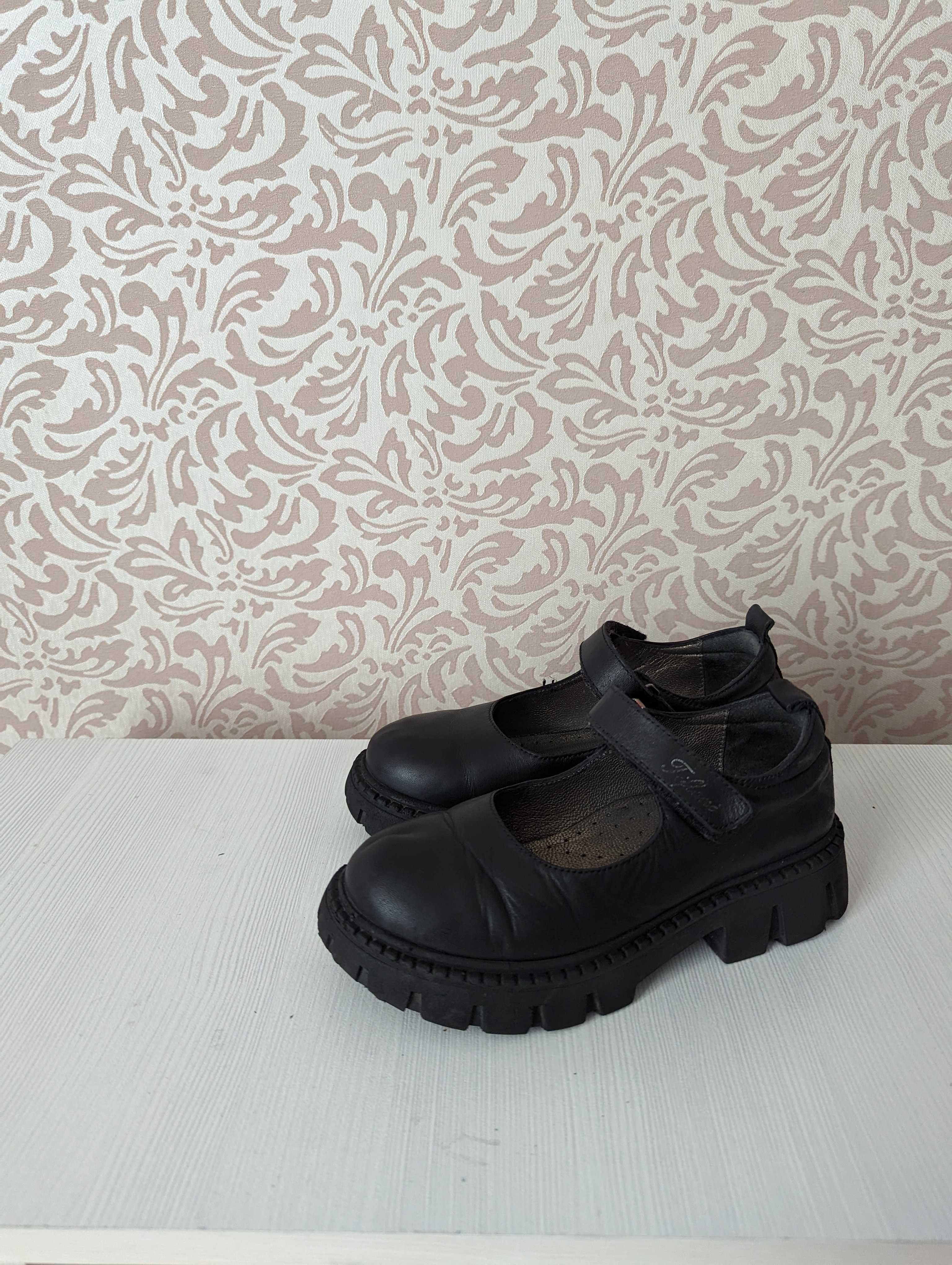 Детские туфли для девочки