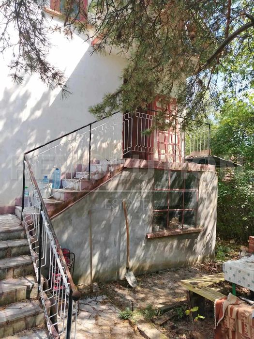 Продава се Къща в с. Борнарево, Област Перник - 100 кв.м за 400 €/кв.м - Снимка #2