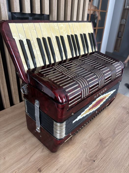 Acordeon Hohner Verdi 2 cu 80 de basi vergea