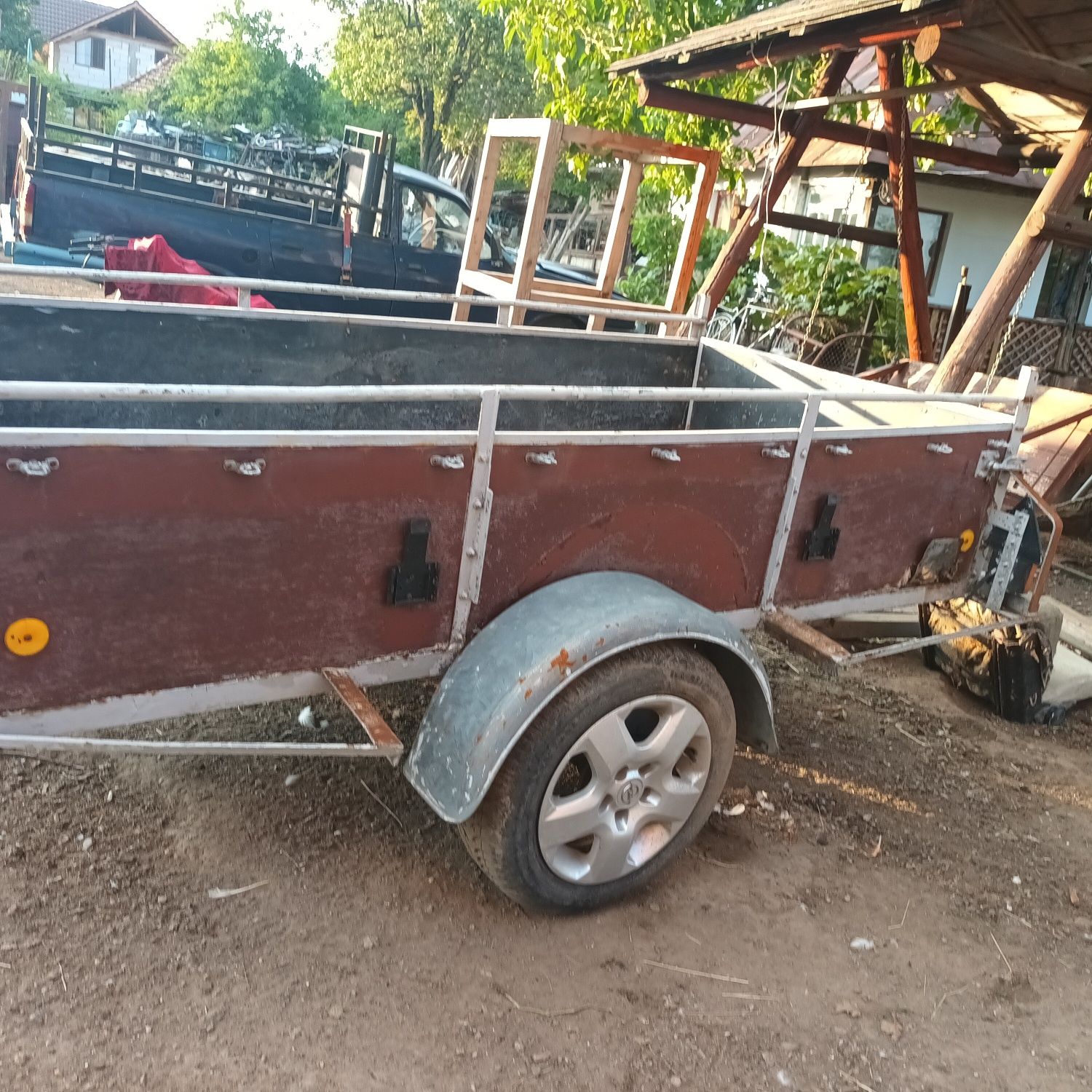 Vând remorcă  fără acte  prețul nu este negociabil