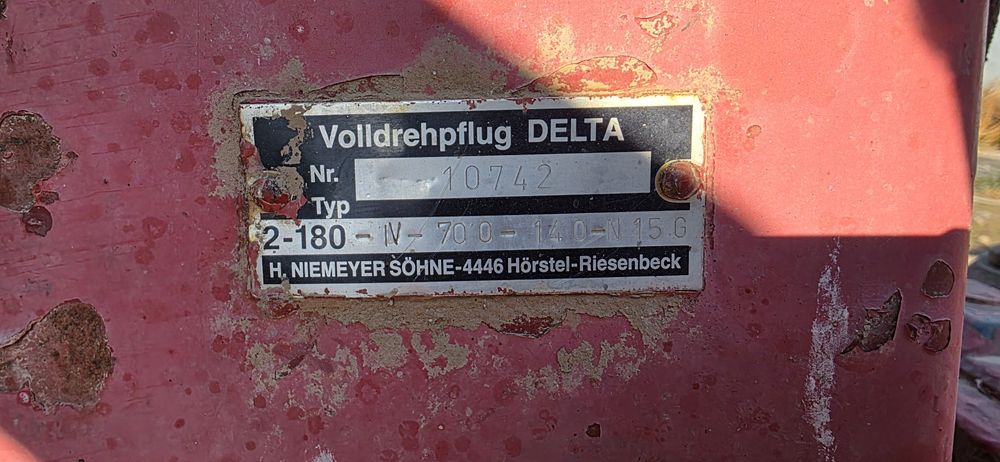 Полноповоротный плуг DELTA