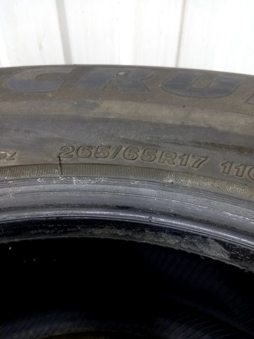 Продам зимние покрышки  5 шт