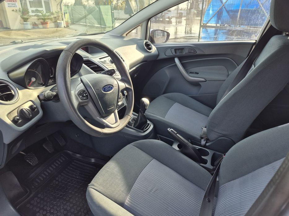 Urgent...Ford Fiesta 1.6 Diesel