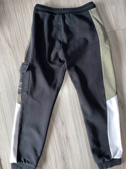 pantaloni trening C&A EUR 146/11 ani