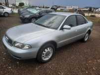 Audi A4 1.6, climatronic, mașină de colecție