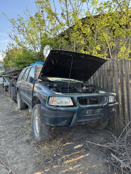 Dezmembrez opel frontera motor 2.3 diesel