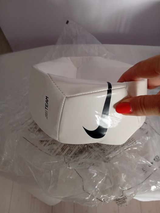 Mingie fotbal nike. Noua