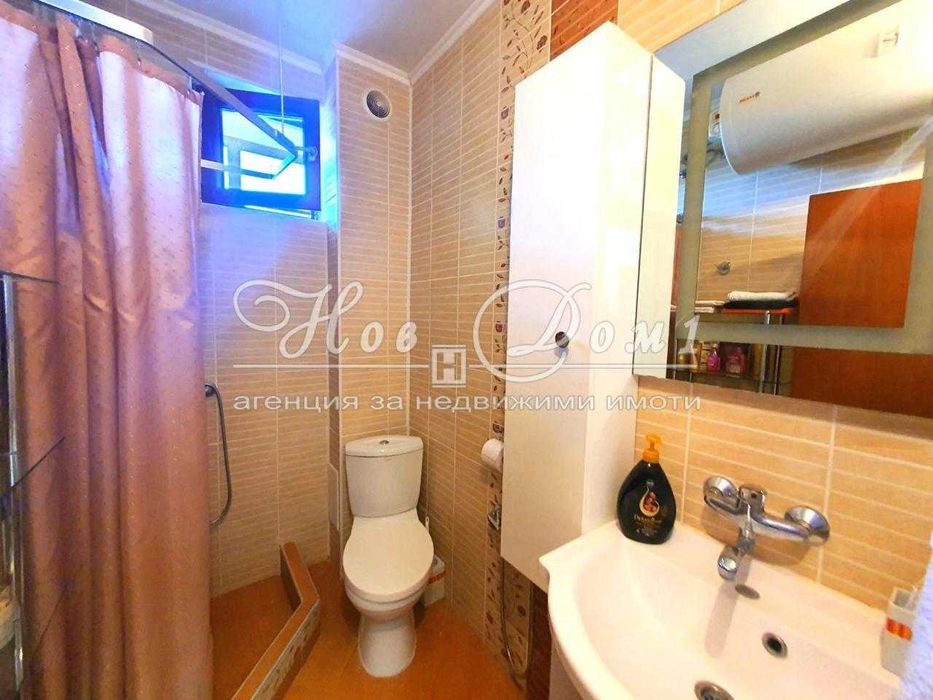 Продава се Двустаен апартамент в Варна, Галата - 81 кв.м за 1592 €/кв.м - Снимка #8