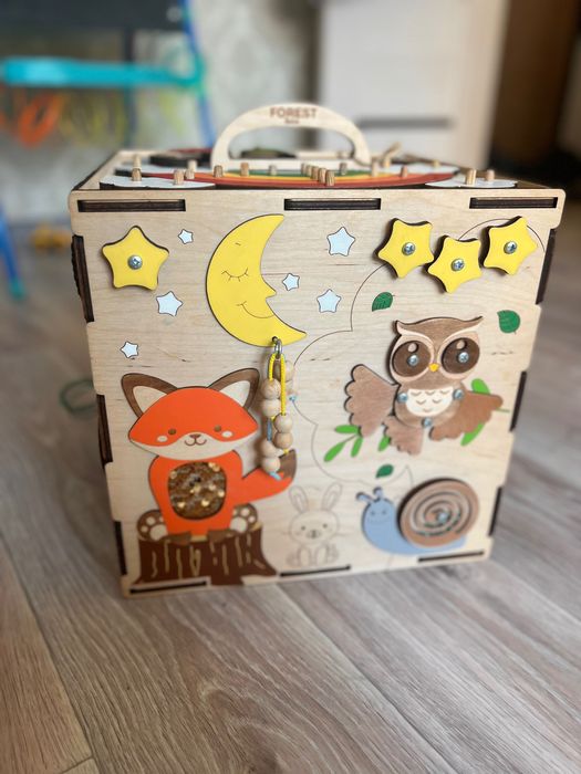 Бизикуб, развивающий куб