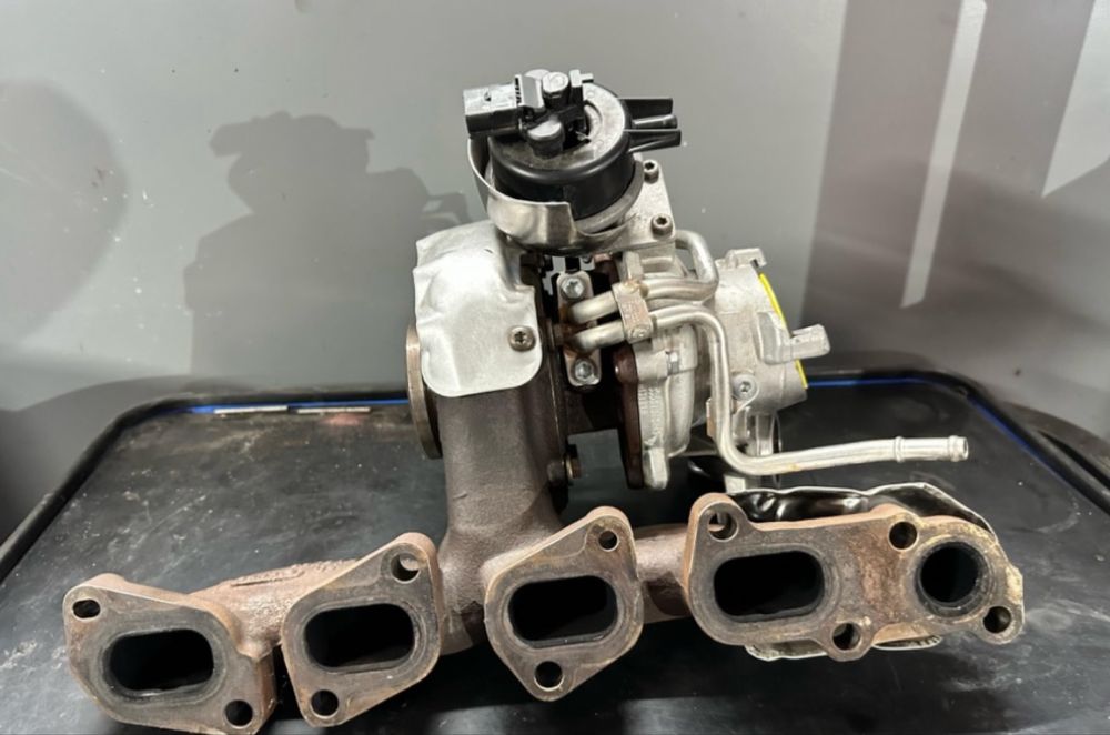 Turbo  turbina 04L253056M Volkswagen Tiguan / Skoda / Audi 2.0 Tdi