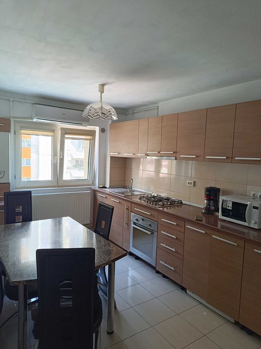 Apartament de inchiriat