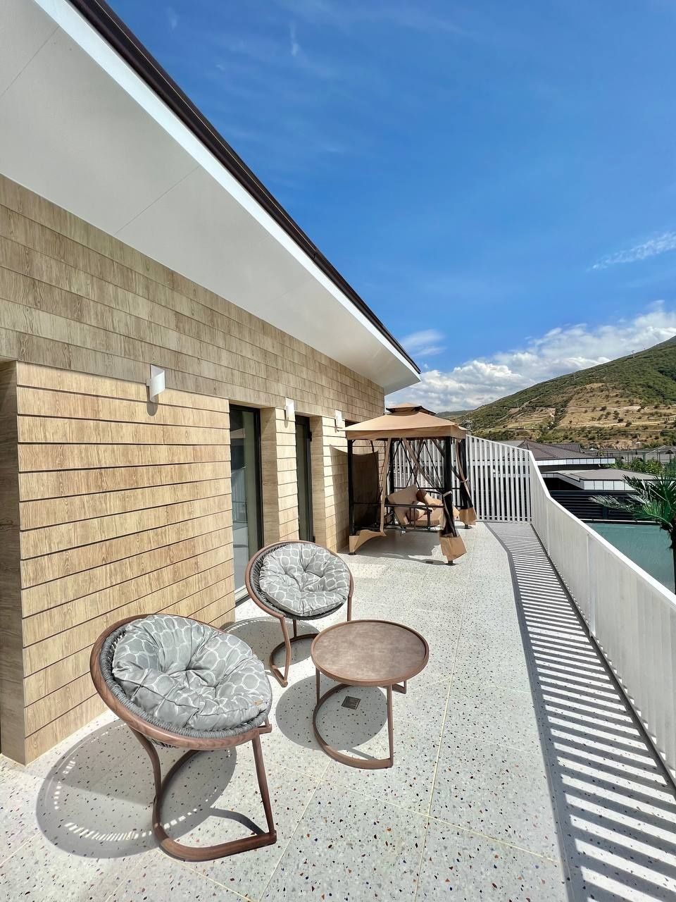 Diamond villa premium gold