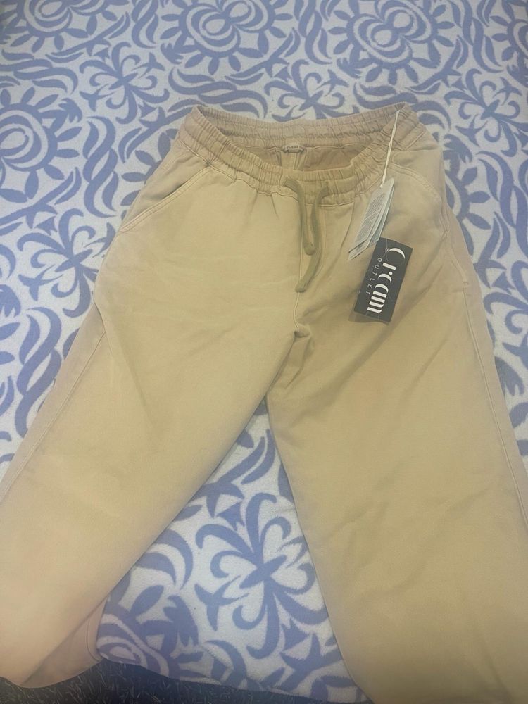 Pantaloni guesss