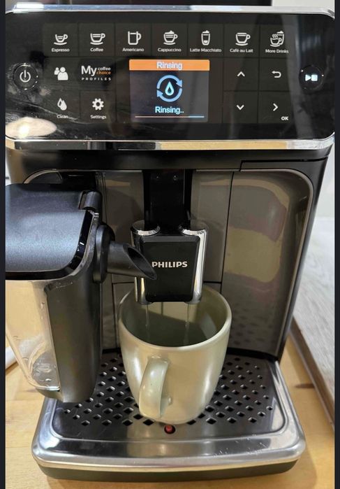 Espressor automat Philips LatteGo 4300 EP4349/70 15bari