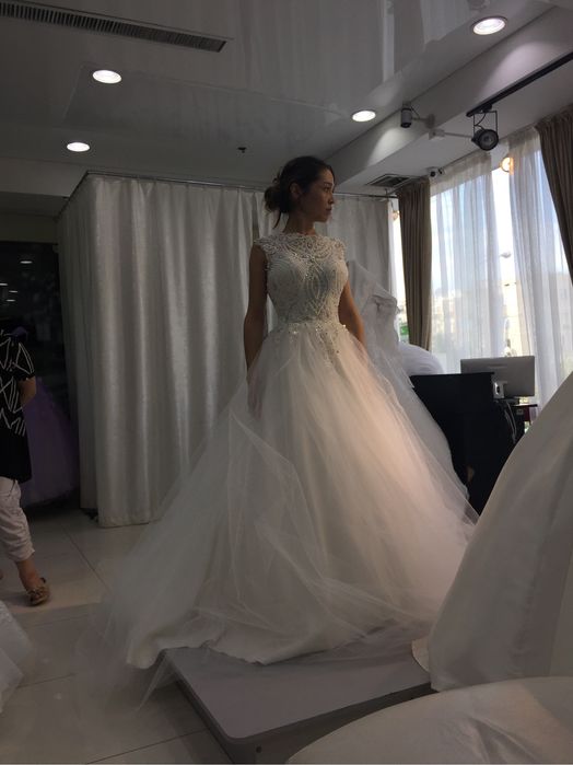 Свадебное платье