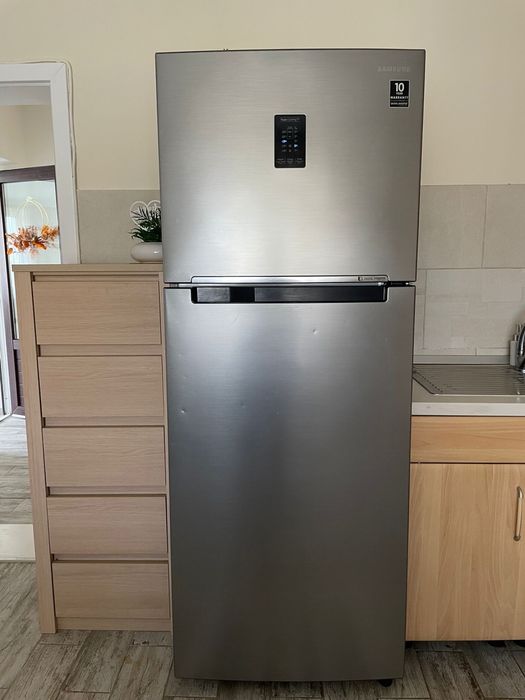 Frigider samsung