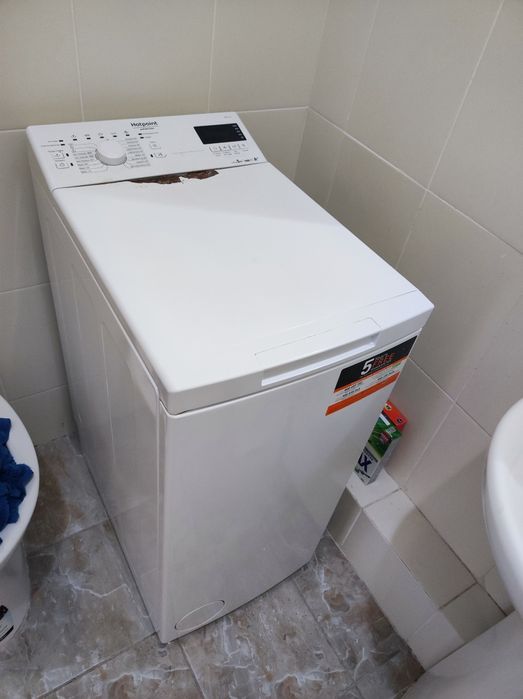 Отдам машинку Аристон