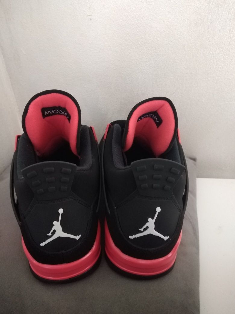 Jordan 4 Red tunder noi