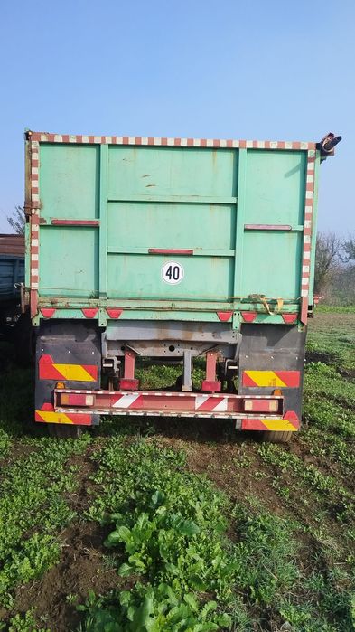 Vând remorcă basculabilă