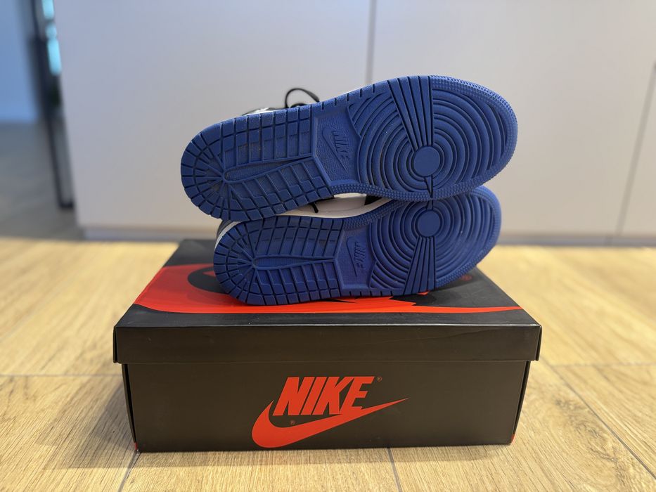 Air Jordan 1 Retro High OG Royal Toe, mărimea 38, stare foarte bună