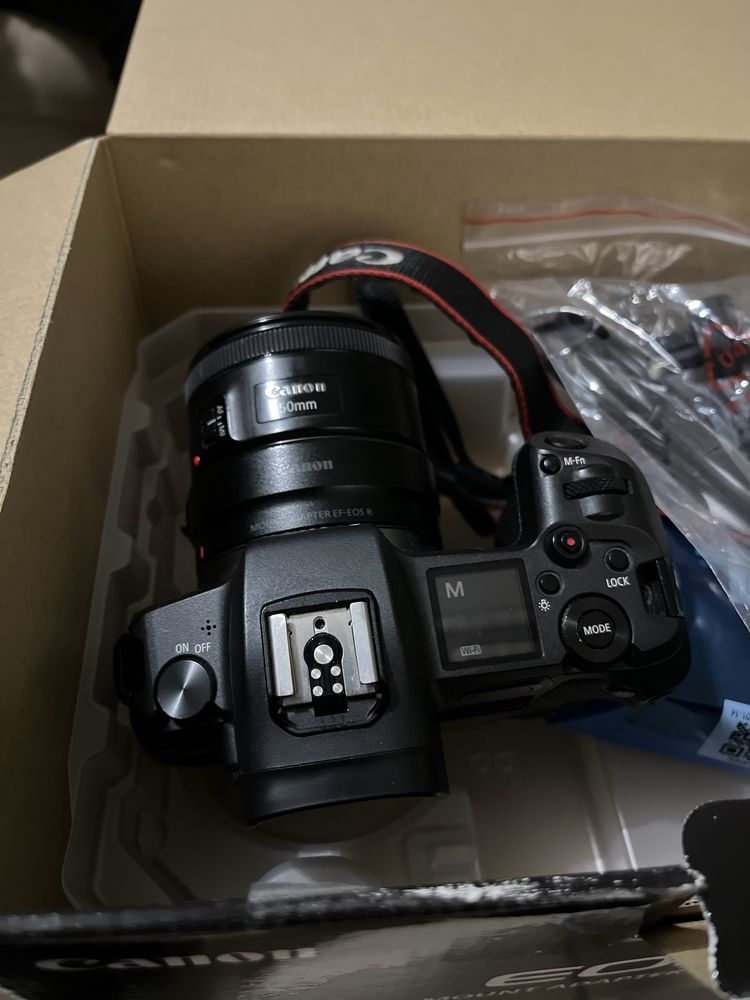 Canon R + 35mm rf macro 1.8